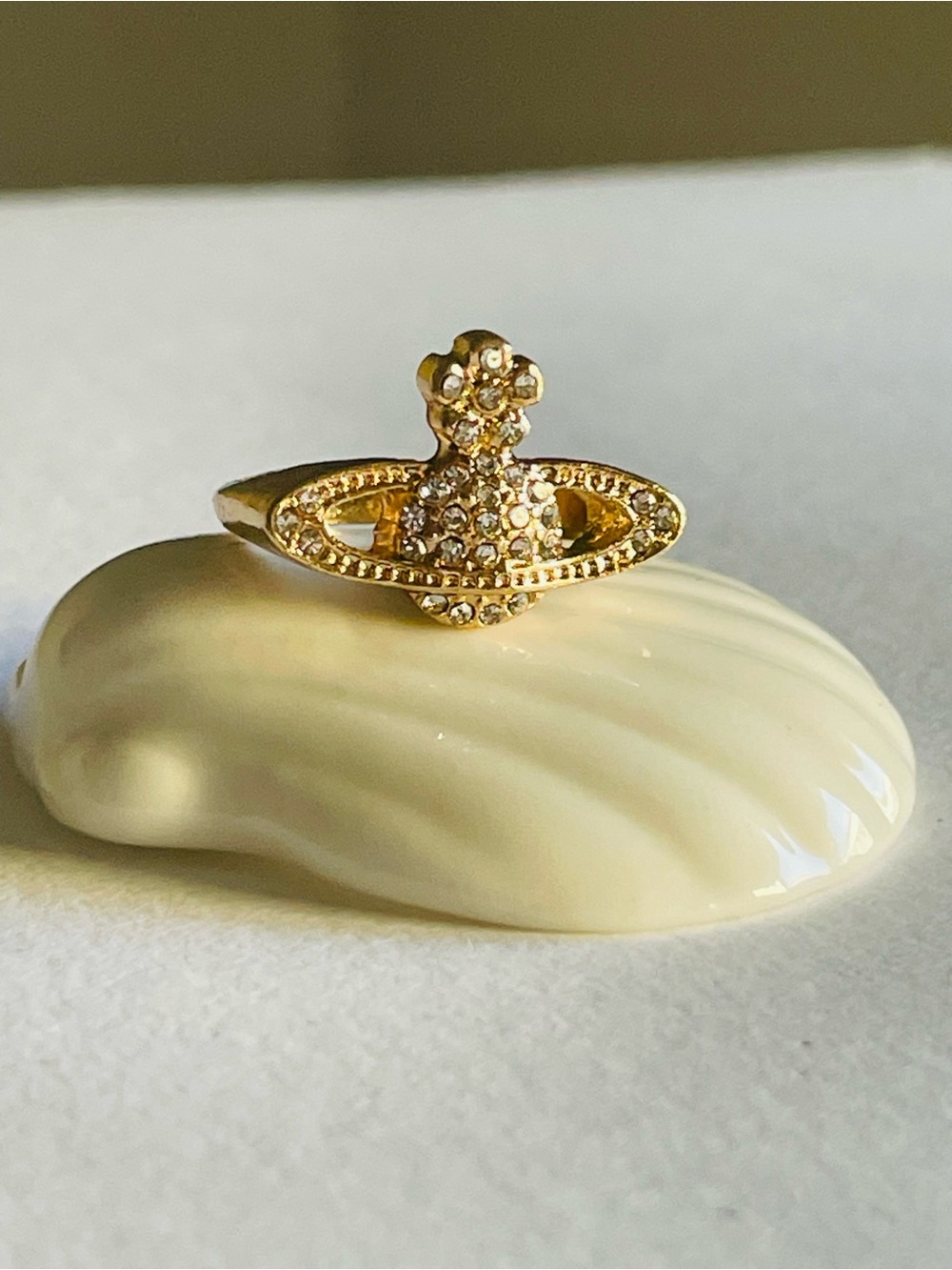Gold Crystal Orbité planet flora Ring